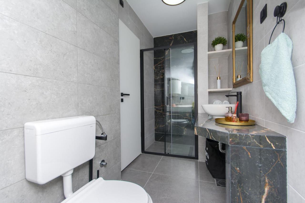 Sapphire Studio Apartment With Free Private Parking Dubrovnik Ngoại thất bức ảnh